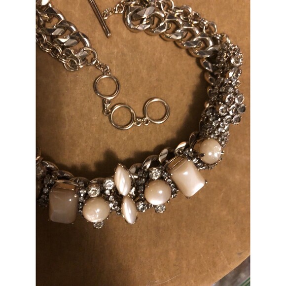 STELLA & DOT Gold Tone Statement Necklace Flowers & Rhinestones Stunning - Picture 4 of 12